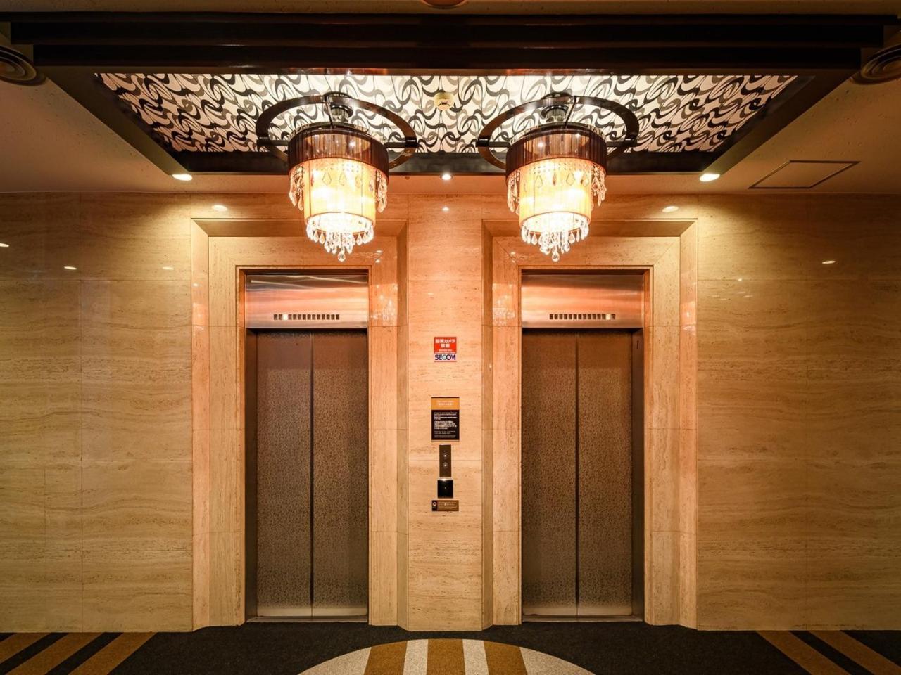 Apa Hotel Sapporo Odori Ekimae Minami Dış mekan fotoğraf